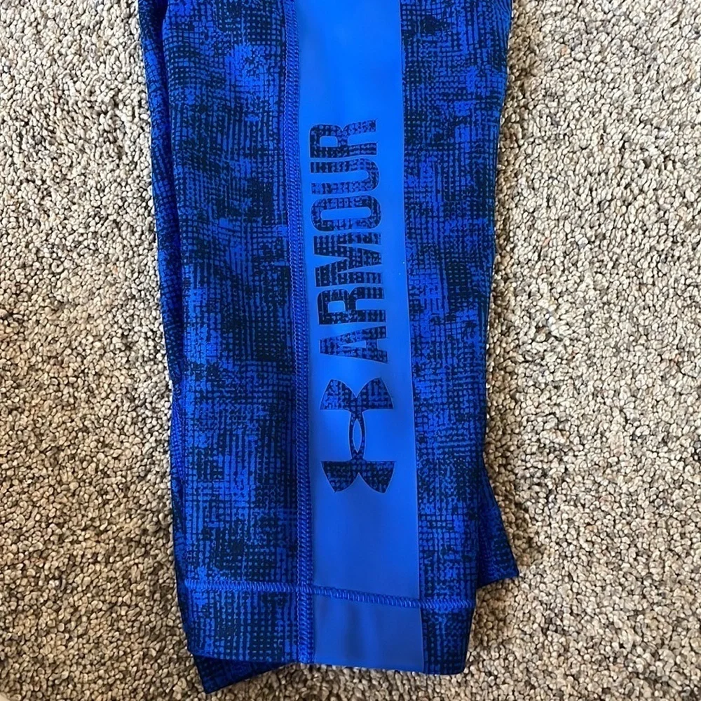 ⭐️ 3 for $20 Under armour blue compression leggings small